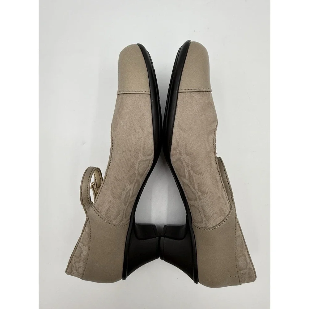 SAS Isabel Beige Snake Leather Shoes Mary Jane  Pumps Mid‎ Heel Buckle US Sz 9.5